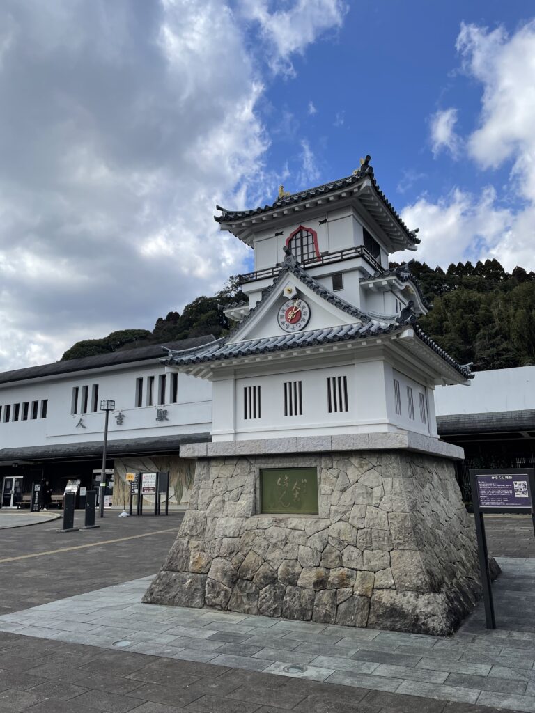 人吉駅前　からくり時計の画像