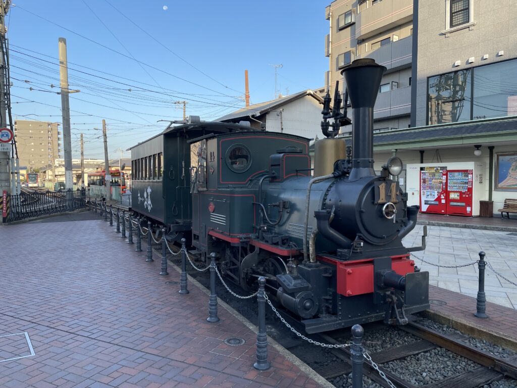 坊ちゃん列車の画像