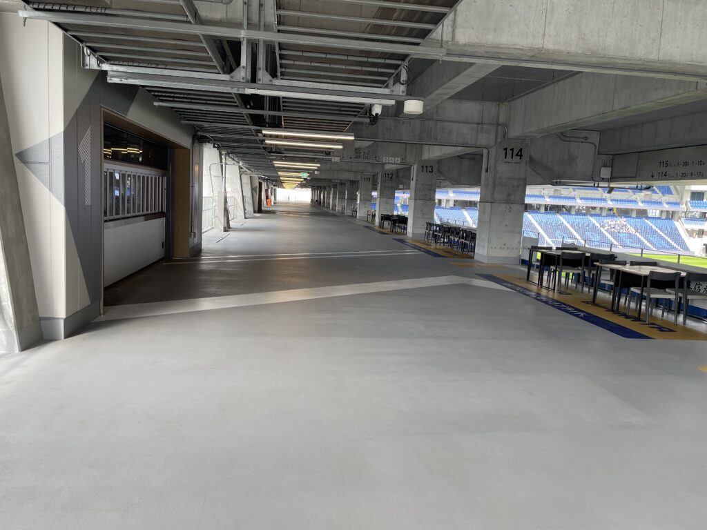 3階西側コンコースの画像